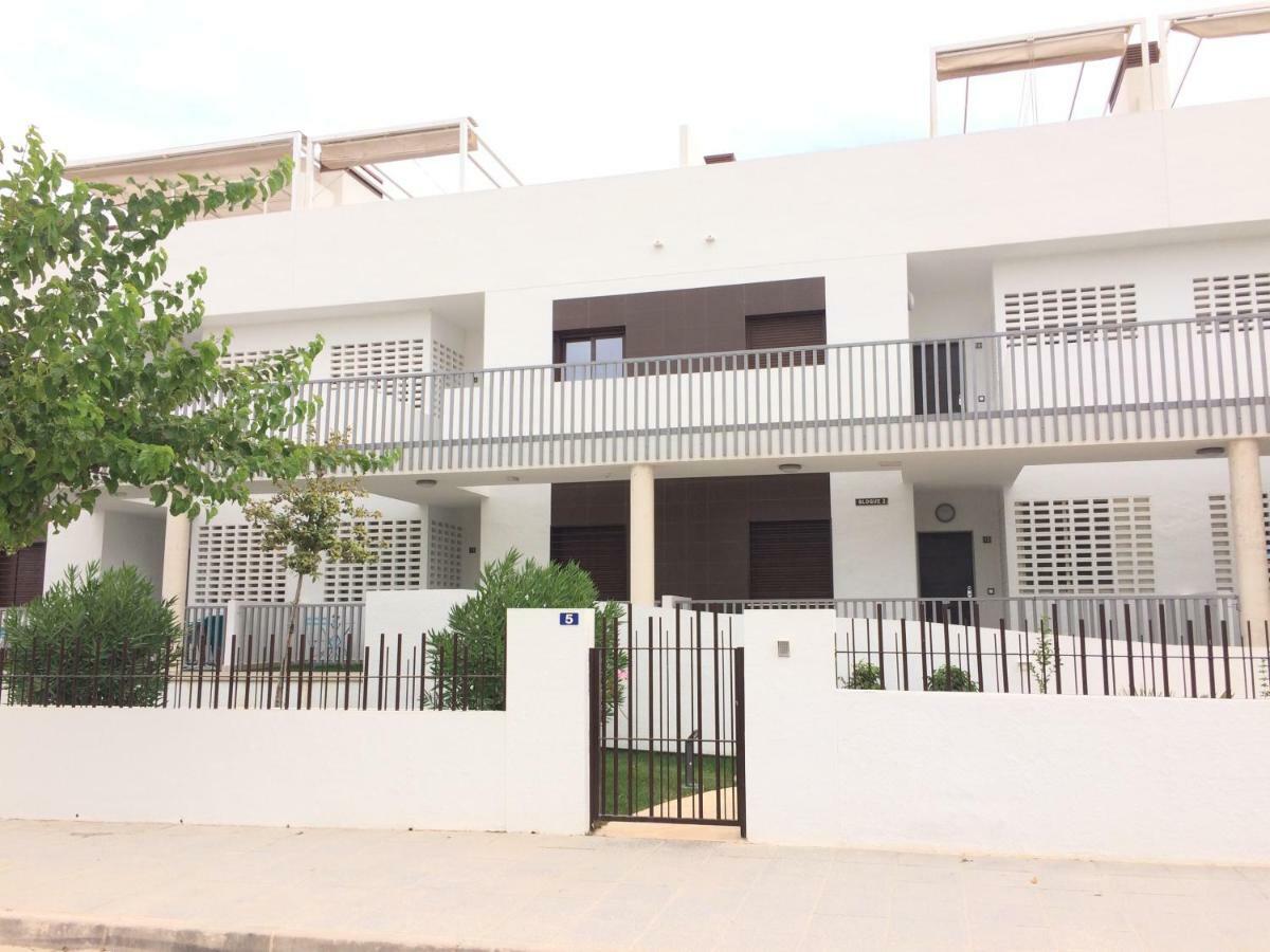 Exclusive New Apartment On The Beach Pilar de la Horadada Dış mekan fotoğraf