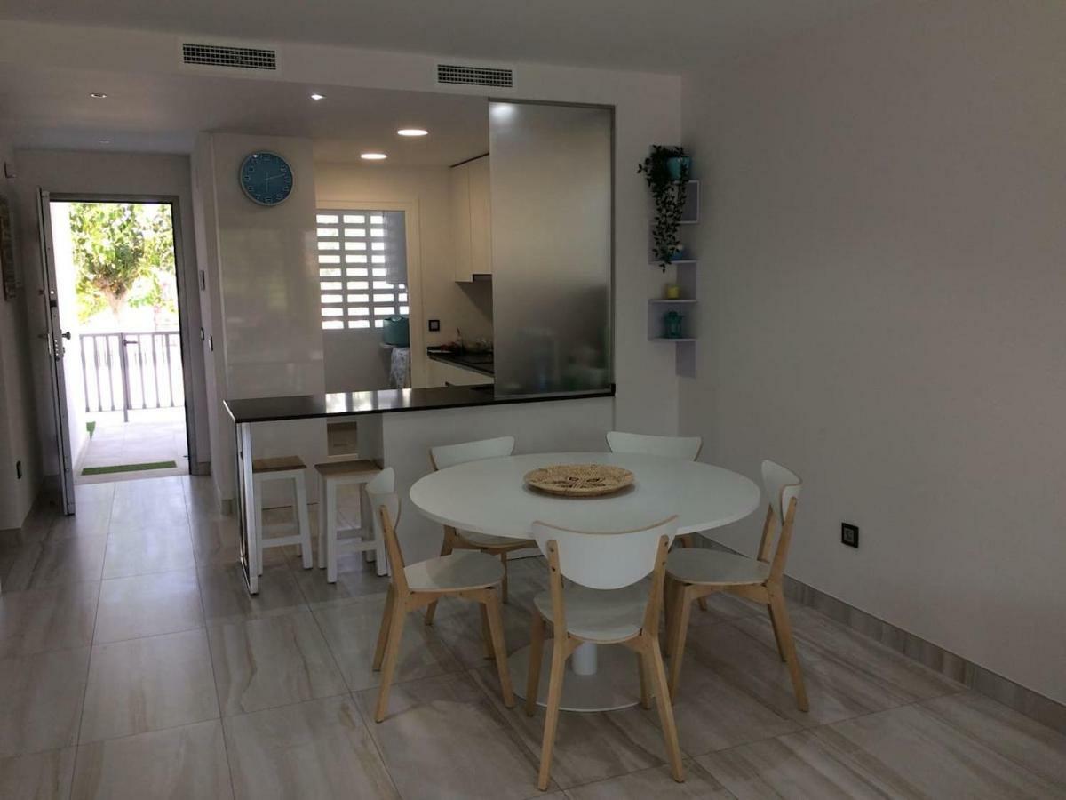 Exclusive New Apartment On The Beach Pilar de la Horadada Dış mekan fotoğraf